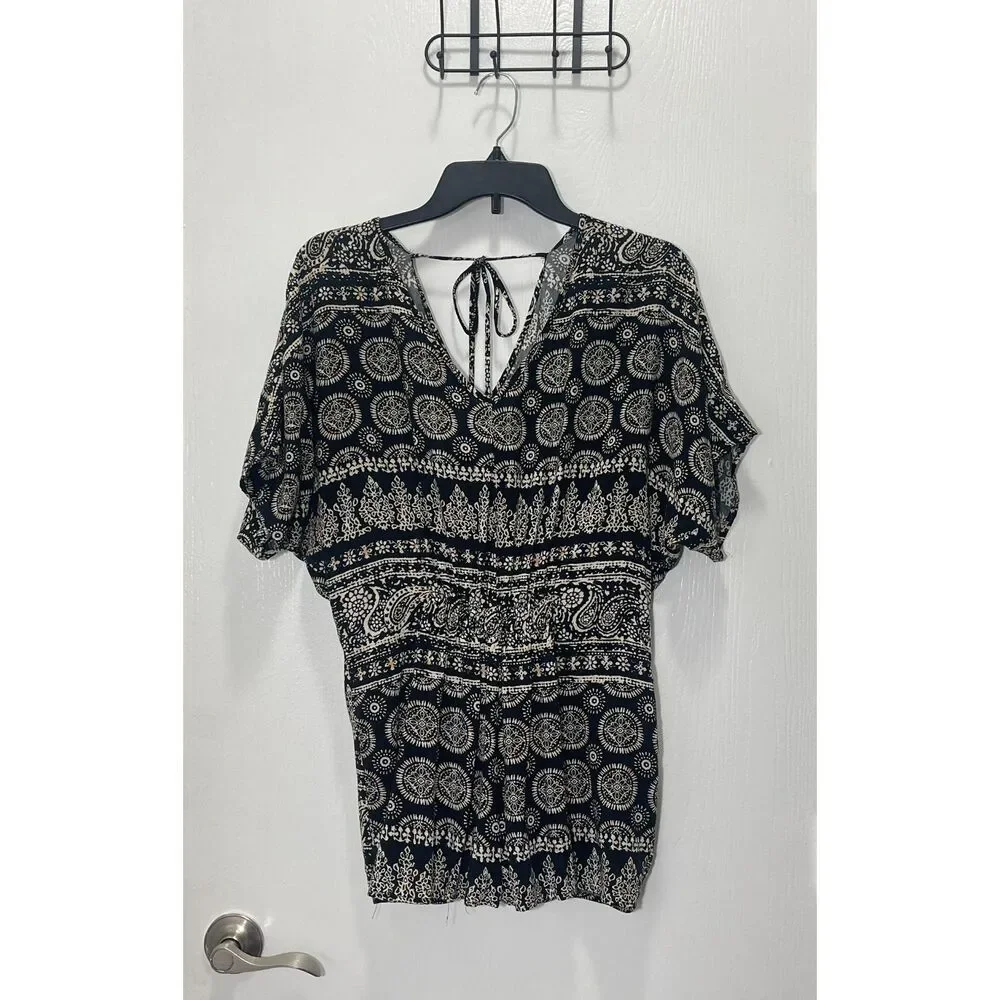 Forever 21 Women's Medallion Print Romper